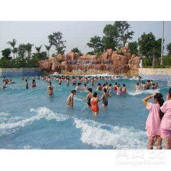 張家口水上樂園海嘯池 真空蓄能式人工造浪設備的創新承建